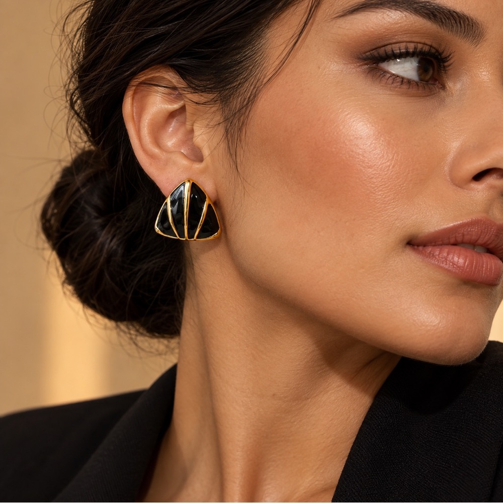 Black & Gold Tone Geometric Triangle Statement Stud Earrings (E5)